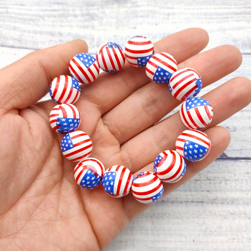 Wood Beaded Baseball Bracelets Bangles for Women Stretchy Wooden Beads American Flag/Volleyball/Tennis Sport Bracelets Mom Gifts